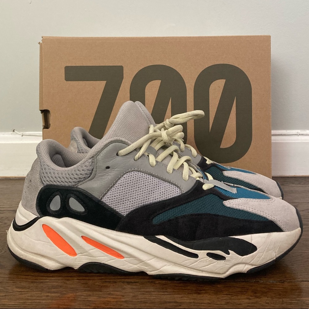 Adidas Yeezy Boost 700 “Wave Runner” Size 9.5 USED